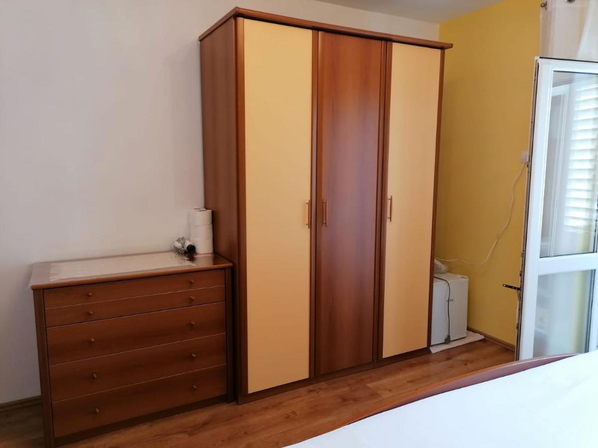 Guest House Lucija Makarska Luaran gambar